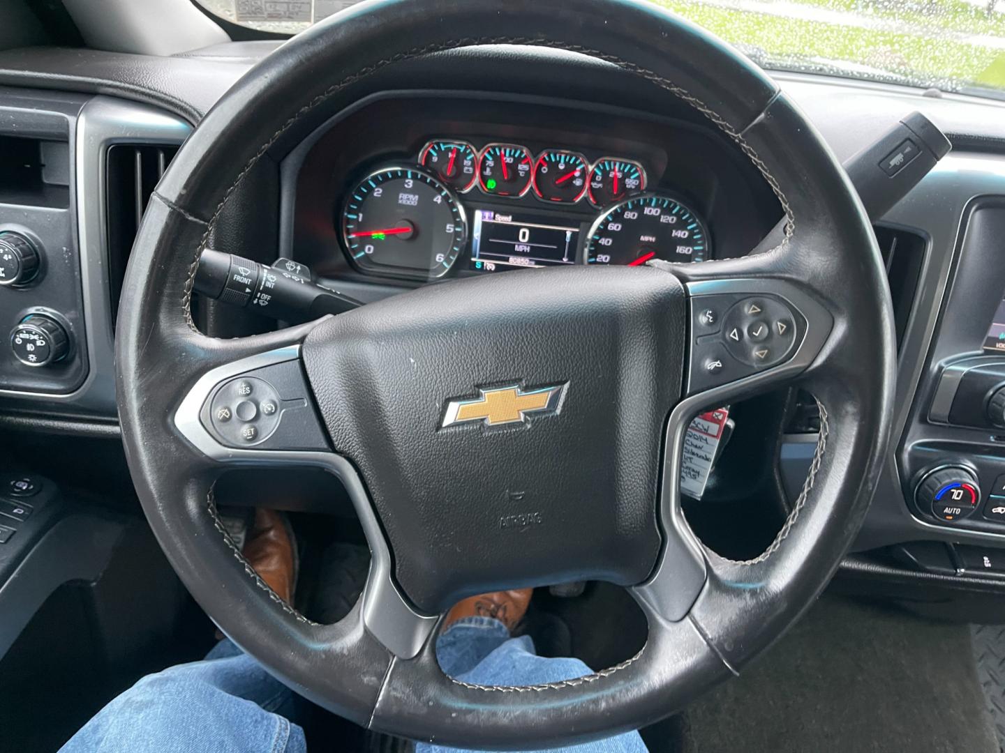 2014 Gray /Black Chevrolet Silverado 1500 LT Crew Cab 4WD (3GCUKREC7EG) with an 5.3L V8 OHV 16V engine, 6-Speed Automatic transmission, located at 11115 Chardon Rd. , Chardon, OH, 44024, (440) 214-9705, 41.580246, -81.241943 - Photo#25